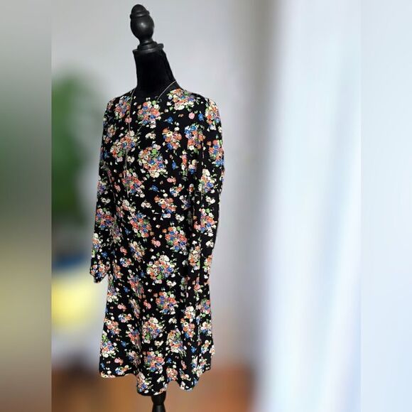 Boden Crew Neck Fit and Flare Dress in Black Floral Size 8 - Picture 6 of 13